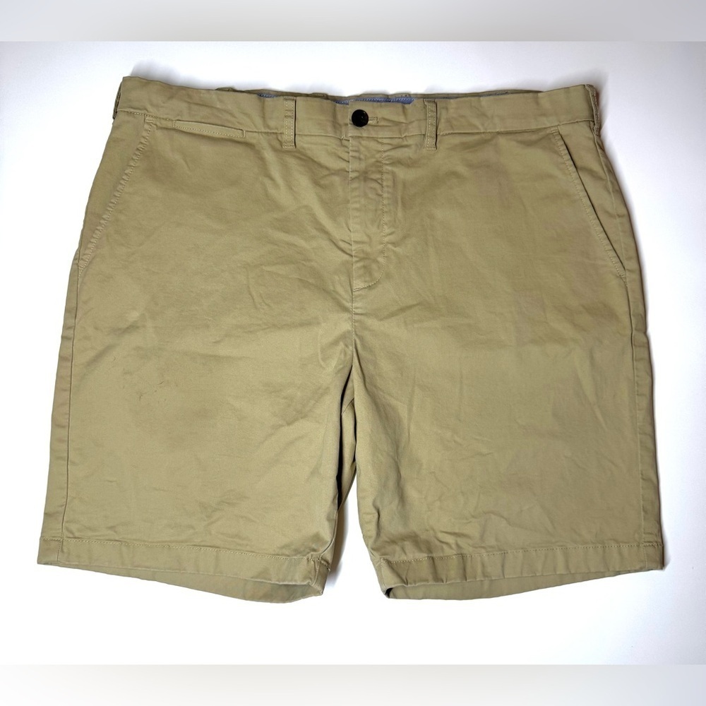 Tommy Hilfiger Men’s  Cotton Blend Chino Khaki Shorts Size-40